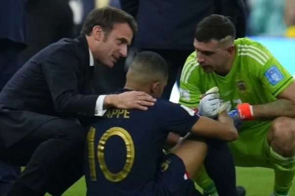 El enorme gesto del Dibu Martínez con Kylian Mbappé tras la consagración