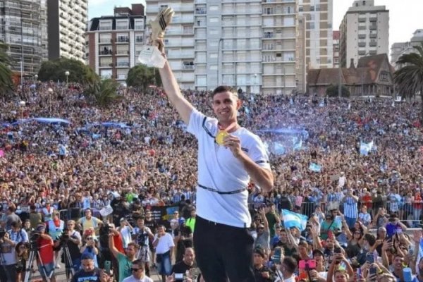 Dibu Martínez tuvo su fiesta inolvidable en Mar del Plata