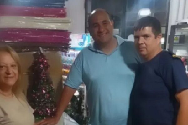Un policía de Corrientes encontró un cheque en un cajero y lo devolvió