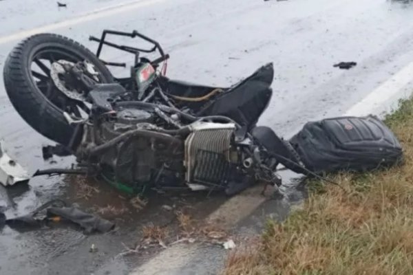 Un hombre murió tras chocar su moto contra un camión por Ruta 12