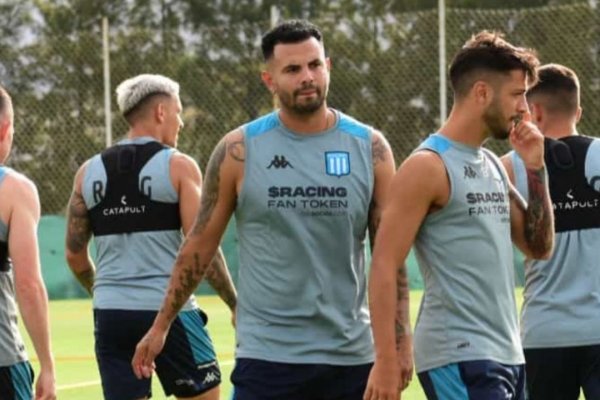 Edwin Cardona se reincorporó a los entrenamientos de Racing