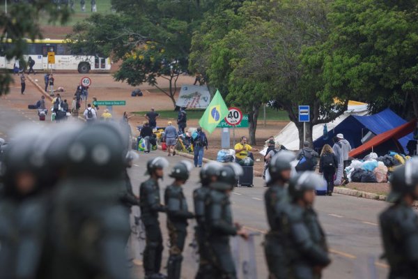 Asalto al poder en Brasil: desmantelan campamentos de bolsonaristas y hay 1.200 detenidos