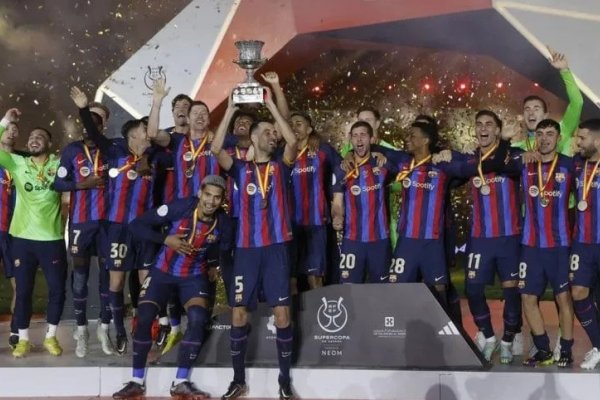 Barcelona le ganó a Real Madrid y se coronó campeón de la Supercopa de España