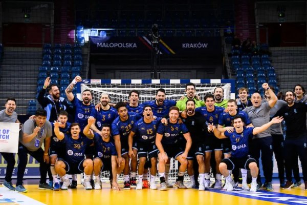 Los Gladiadores ganaron y se clasificaron a la ronda principal del Mundial de Handball