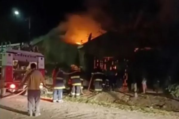 Un incendio consumió una vivienda en el interior de Corrientes