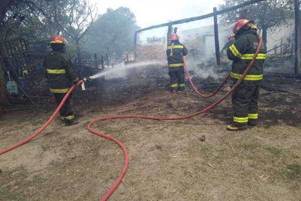 Corrientes: se incendió un depósito mientras hacían un asado