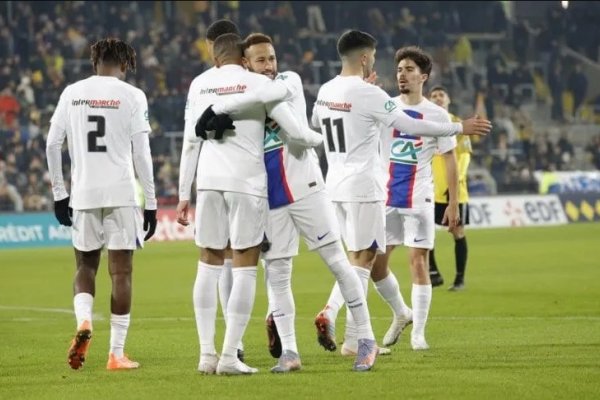 Sin Messi y con cinco goles de Mbappé, PSG aplastó a Pays de Cassel por la Copa de Francia