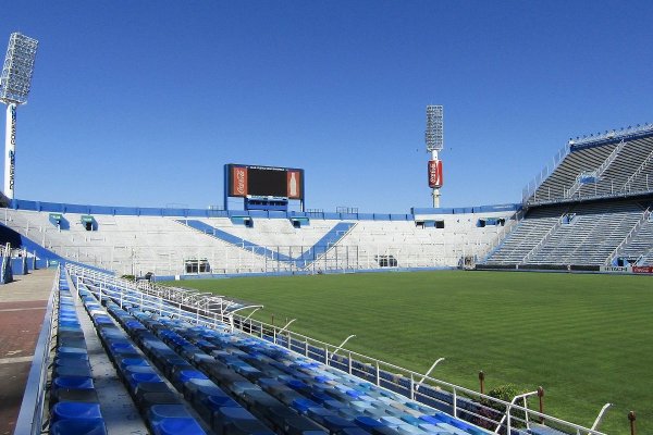 El partido entre Vélez y Gimnasia por la Liga Profesional fue postergado para el lunes a las 20