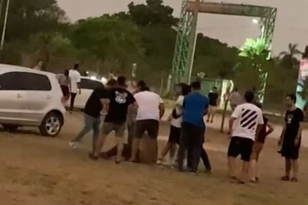 Pelea en el corsódromo: una patada criminal como en el caso Báez Sosa