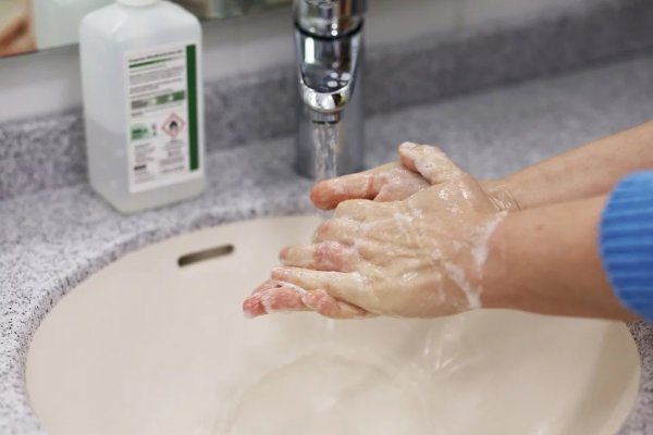 Corrientes: Corte de agua en varios barrios debido a la rotura de un caño maestro