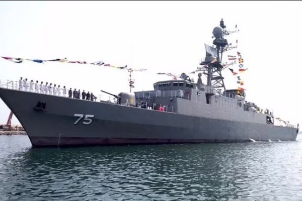 Dos buques de guerra iraníes atracaron en Río de Janeiro con autorización del gobierno