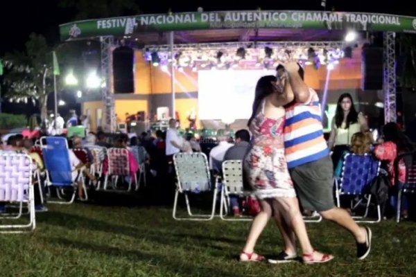 Se alista el escenario de la Fiesta Nacional del Auténtico Chamamé en Mburucuyá