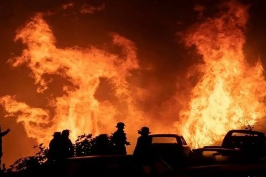 Alerta roja en Chile: murieron al menos 24 personas y hay más de 250.000 hectáreas quemadas