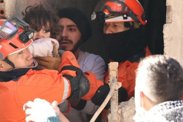 Los muertos superan los 20.000 en Siria y Turquía y se desvanecen las esperanzas de hallar más sobrevivientes