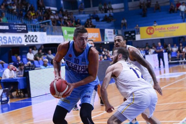 Triunfo de Regatas Corrientes ante La Unión de Formosa