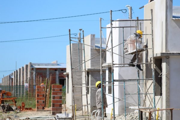 Avanza la construcción de 164 viviendas en el barrio Santa Catalina