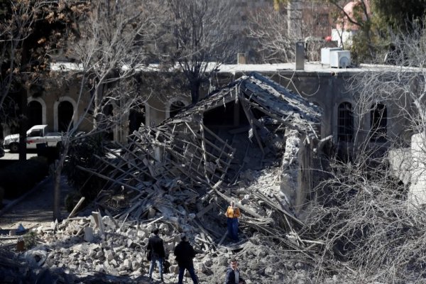 Un bombardeo israelí dejó al menos 15 muertos en Siria