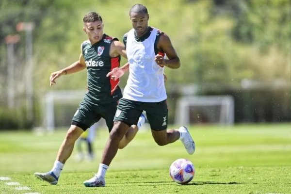 River se entrenó con la cabeza en Banfield y dos regresos esperados