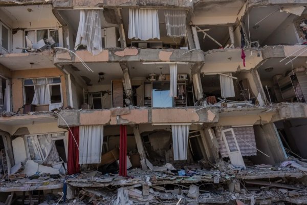 Un nuevo terremoto causa pánico en Turquía y alertan sobre un riesgo de tsunami