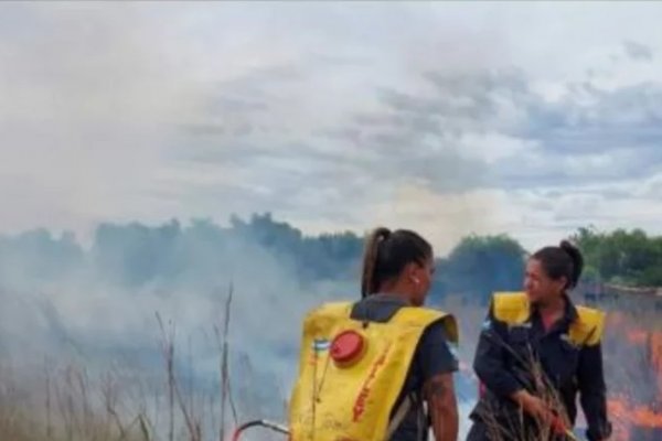 Dos hombres fueron captados quemando pastizales en Santo Tomé