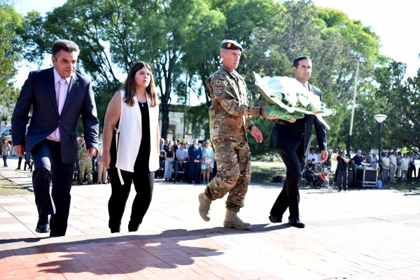 Curuzú recordó el 245° aniversario del natalicio del General San Martín