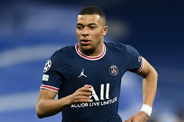 Kylian Mbappé podría irse antes de tiempo del PSG