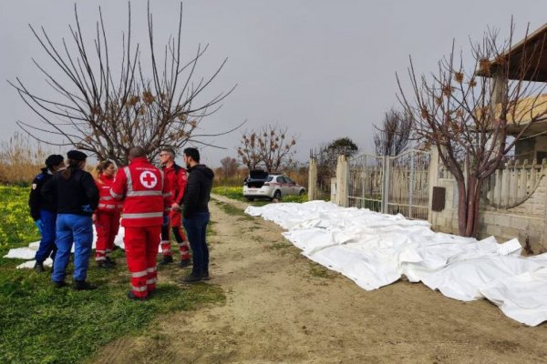 Sube a 62 la cantidad de muertos por el naufragio de un barco con migrantes