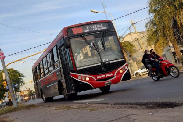 Colectivos cambian su recorrido por las obras en el puerto