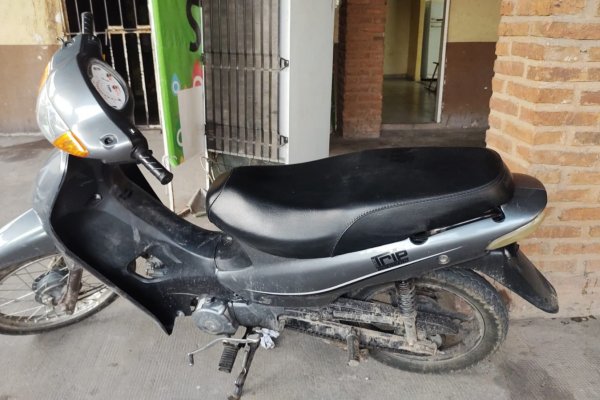 La Policía secuestró una motocicleta que fue abandonada tras una persecución