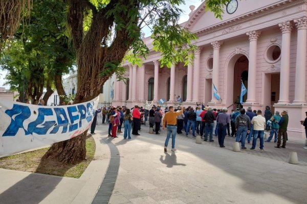Corrientes: suma críticas la política salarial del Gobierno Provincial