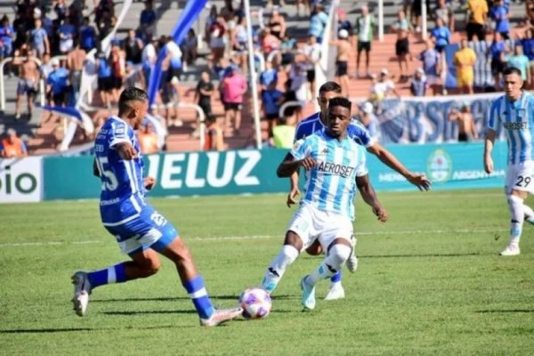 Racing va por la recuperación ante Sarmiento