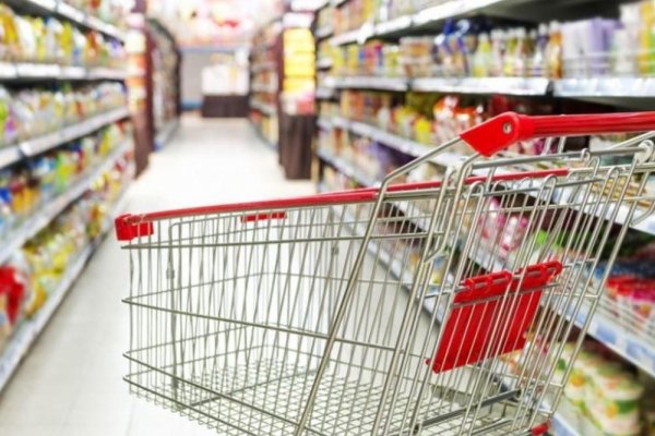 La inflación de febrero fue de 6,6% y acumuló 102,5% en los últimos doce meses