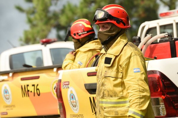 Ituzaingó: contuvieron el gran incendio e iniciaron la guardia de cenizas