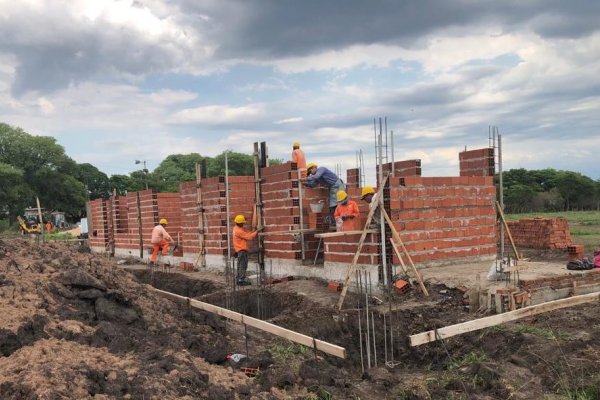 Avanzan en la construcción del complejo cultural y Comercial “Gauchito Gil”