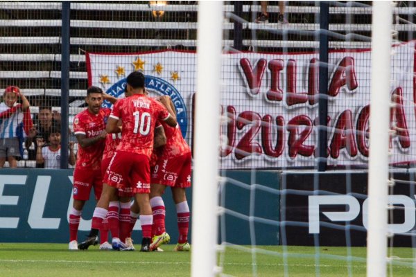 Argentinos Juniors goleó a Dep. Armenio y avanza a los 16avos de la Copa Argentina