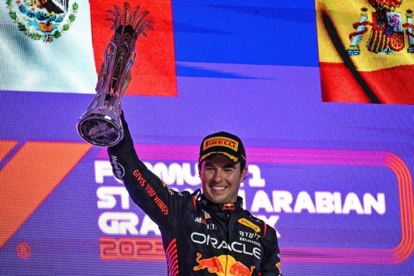 Fórmula 1: Checo Pérez se quedó con el Gran Premio de Arabia Saudita