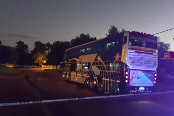 Misiones: Encuentran muerta a una mujer en el baño de un colectivo