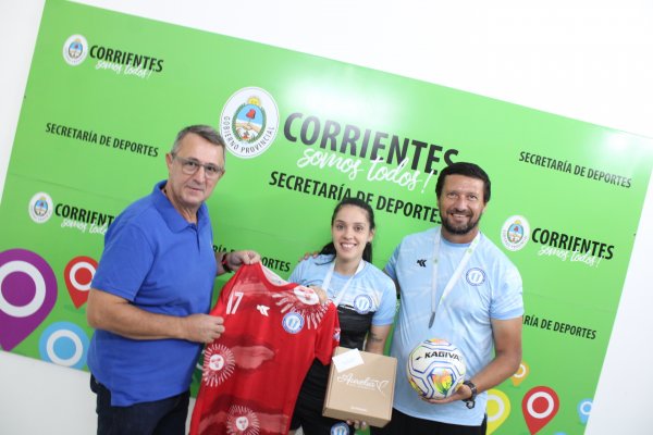 Correntinos del Seleccionado Argentino Femenino de Fútbol de Salón visitaron la Secretaría de Deportes