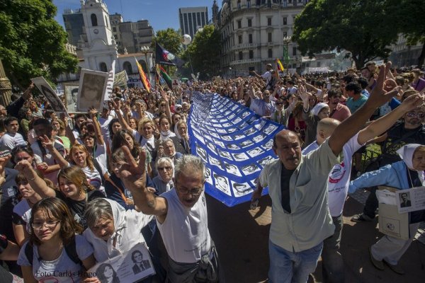 Marchas del 24 de marzo: hora de la convocatoria, recorrido y actos en Plaza de Mayo y el Interior