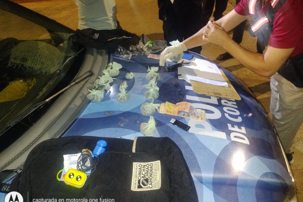La Policía secuestró varias bochitas de marihuana y de cocaína en Paso de los Libres