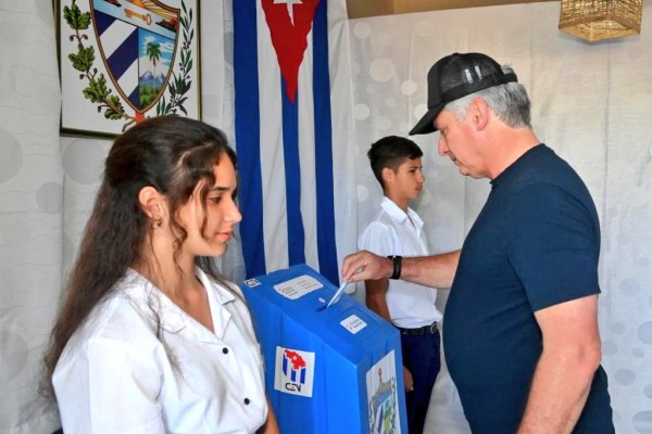 Los cubanos fueron a las urnas para renovar la Asamblea Nacional