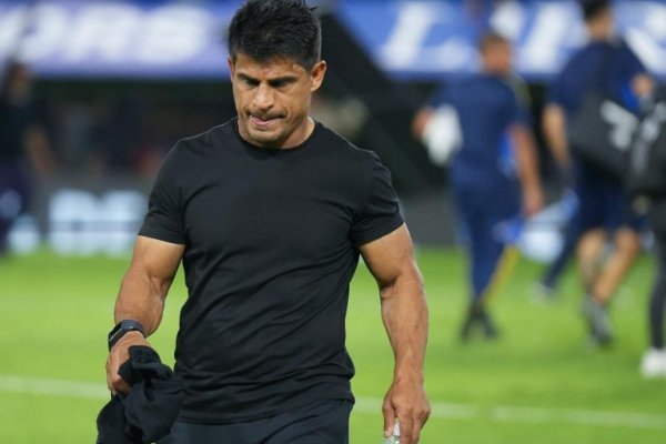 Ibarra dejó de ser el entrenador de Boca tras la reunión con el Consejo