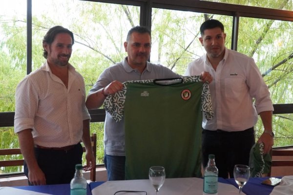 Hugo Morales, nuevo manager de Mandiyú: 