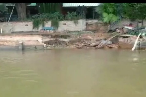 Alarma por socavamiento en un paraje goyano, temen caída de al menos 10 viviendas