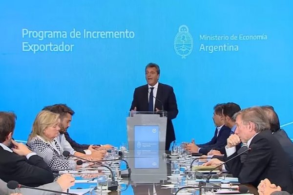 Sergio Massa anunció un nuevo Dólar Agro a $300 para la soja y las economías regionales