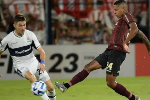 Gimnasia perdió ante Universitario en su debut por la Copa Sudamericana