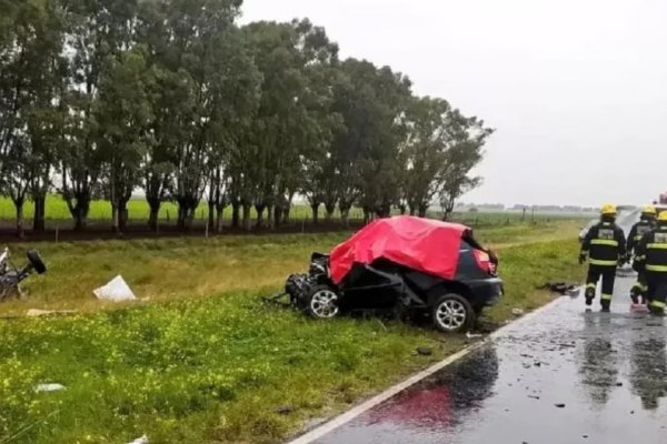 Murieron dos jugadoras de hockey al chocar su auto contra una camioneta