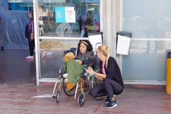 Indignación por el caso de una joven discapacitada abandonada en la terminal