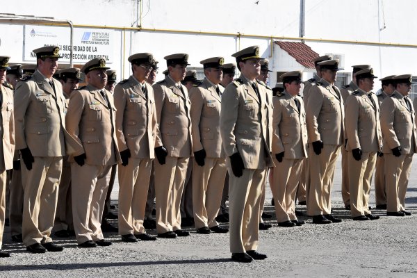 Lanzan convocatoria a profesionales para ingresar a Prefectura Naval