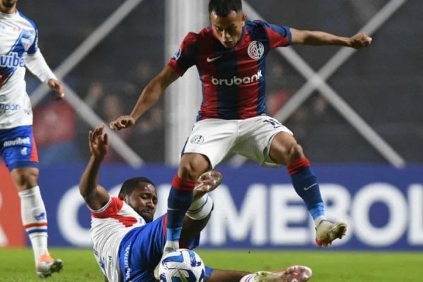 Por una ráfaga de goles sobre el final, San Lorenzo cayó ante Fortaleza